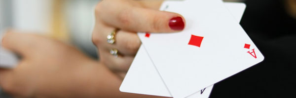 6 kasinokorttipeliä jotka käyttävät tekniikan ihmeitä Texas Hold ‘Em - 6 kasinokorttipeliä, jotka käyttävät tekniikan ihmeitä
