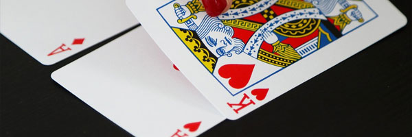 6 kasinokorttipeliä jotka käyttävät tekniikan ihmeitä Vegas kolmen kortin rommi - 6 kasinokorttipeliä, jotka käyttävät tekniikan ihmeitä